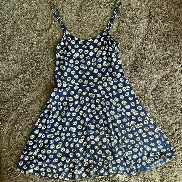Cotton On Dresses & Skirts - Cotton On Navy Blue A-line Spaghetti Strap Dress with White Daisy Pattern Size M